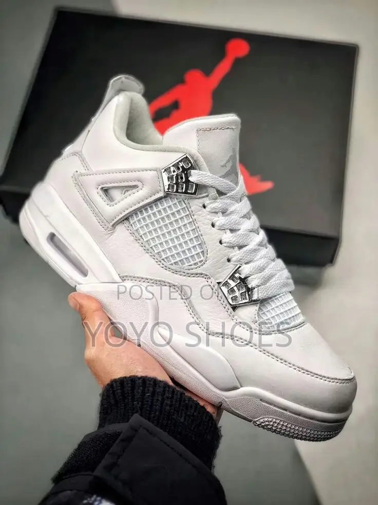 Newfashion Jordan 4 Sneaker