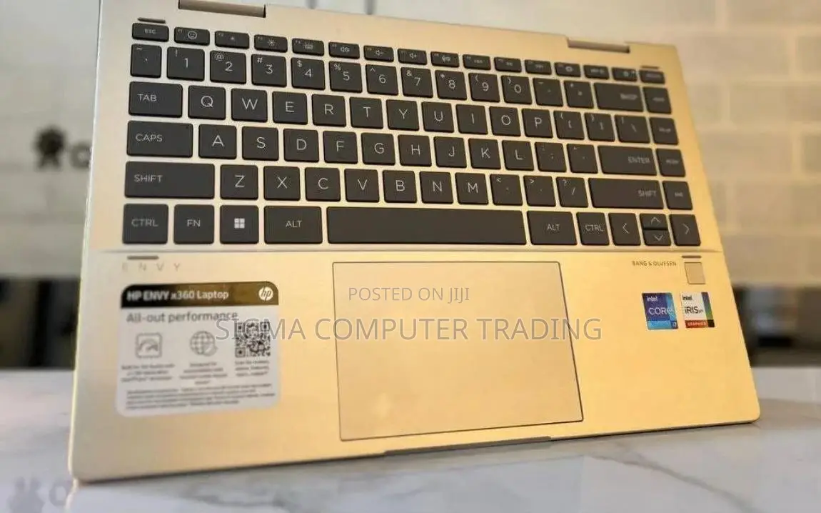New Laptop HP Envy X360 16GB Intel Core i7 SSD 1T