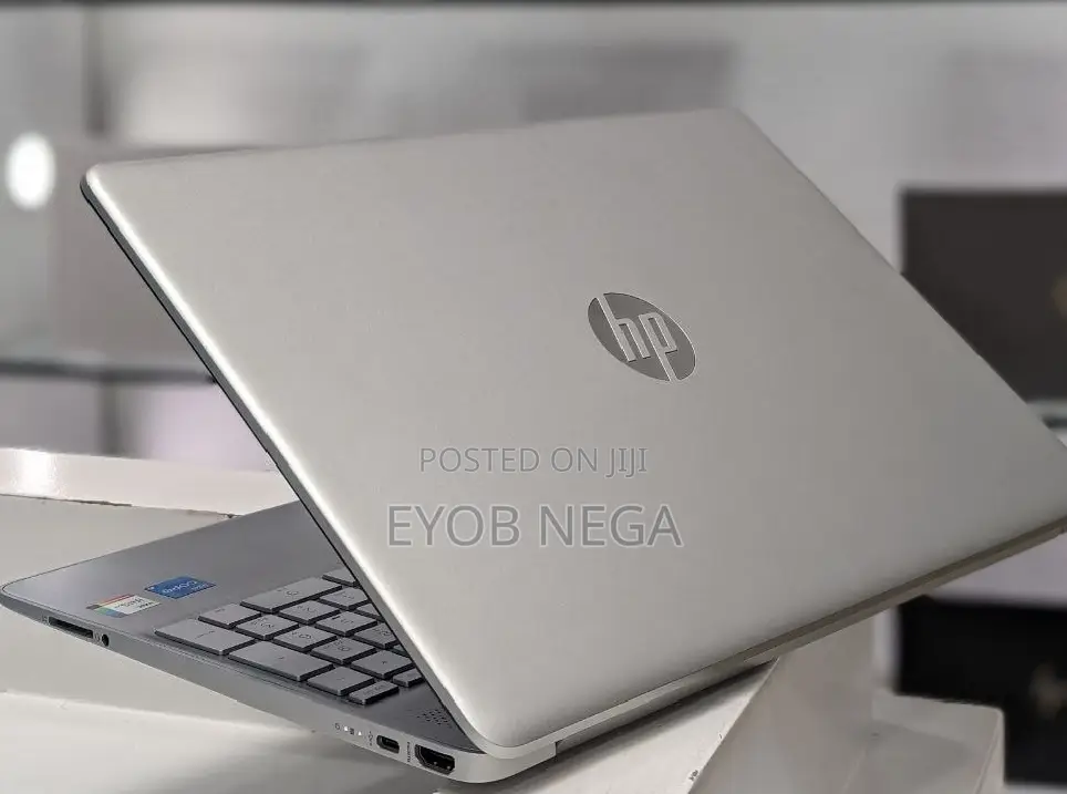 New Laptop HP Stream Notebook 8GB Intel Core I5 SSD 256GB