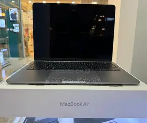 Photo - New Laptop Apple MacBook Air 2022 M2 8GB Apple M2 SSD 256GB