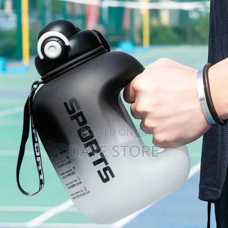 1.7L Sport Water Bottle With Straw