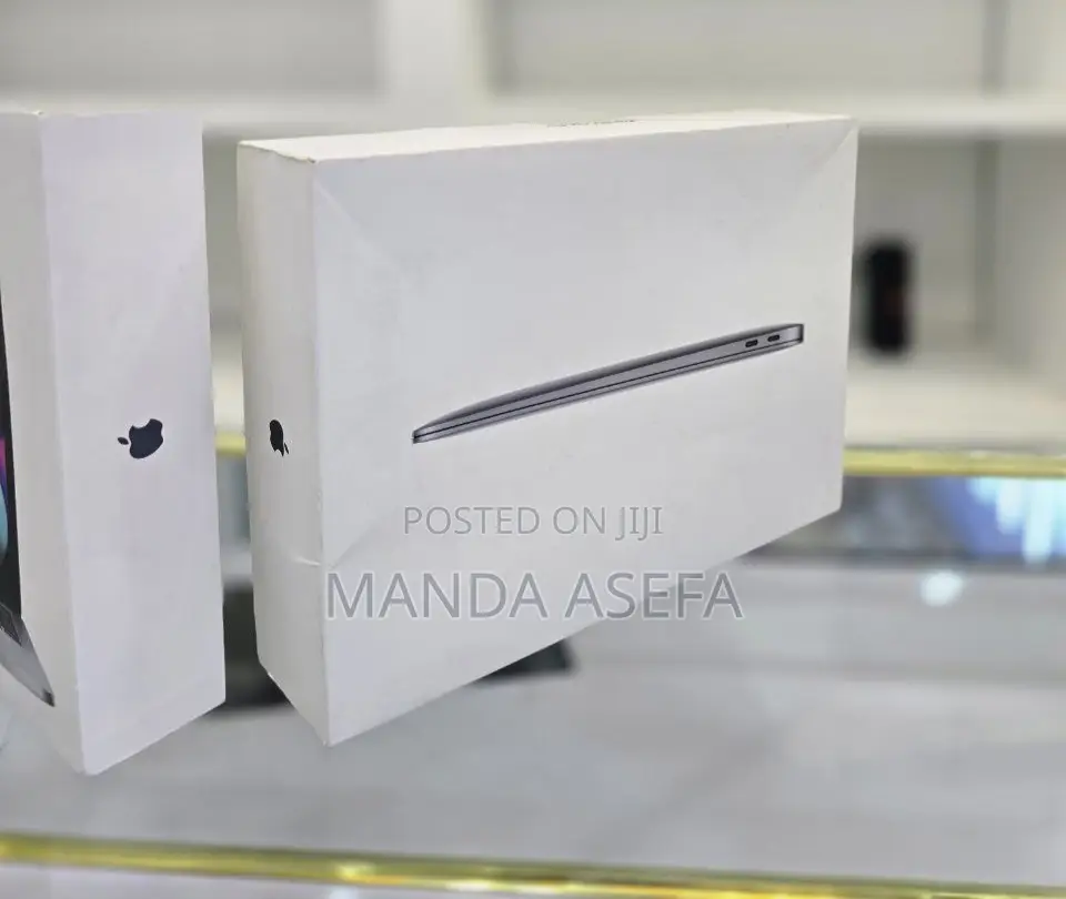 New Laptop Apple MacBook Air 8GB Apple M1 SSD 512GB