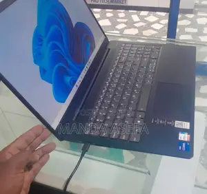 Photo - New Laptop Lenovo 12GB Intel Core I7 SSD 512GB