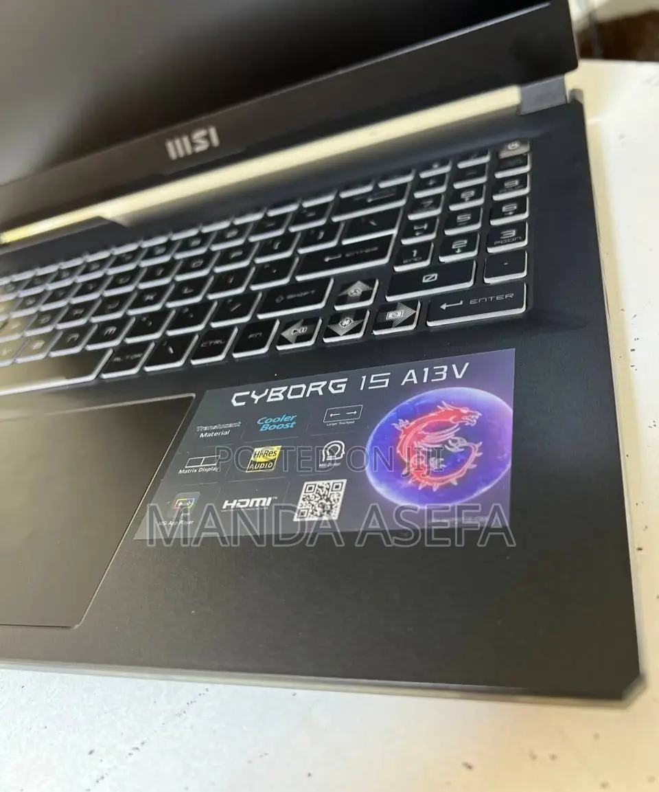 New Laptop MSI 16GB Intel Core I7 SSD 512GB