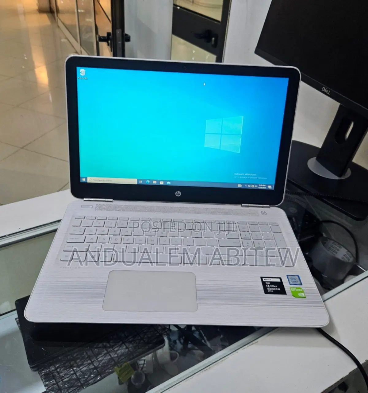New Laptop HP Pavilion 14 8GB Intel Core I5 HDD 1T