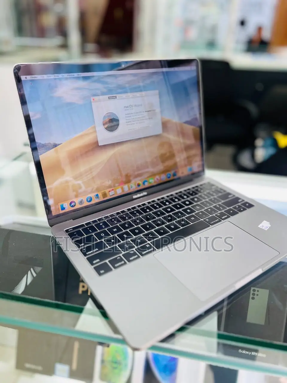 Laptop Apple MacBook Pro 2017 8GB Intel Core I5 SSD 256GB