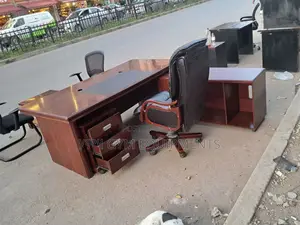 Photo - Managerial Table