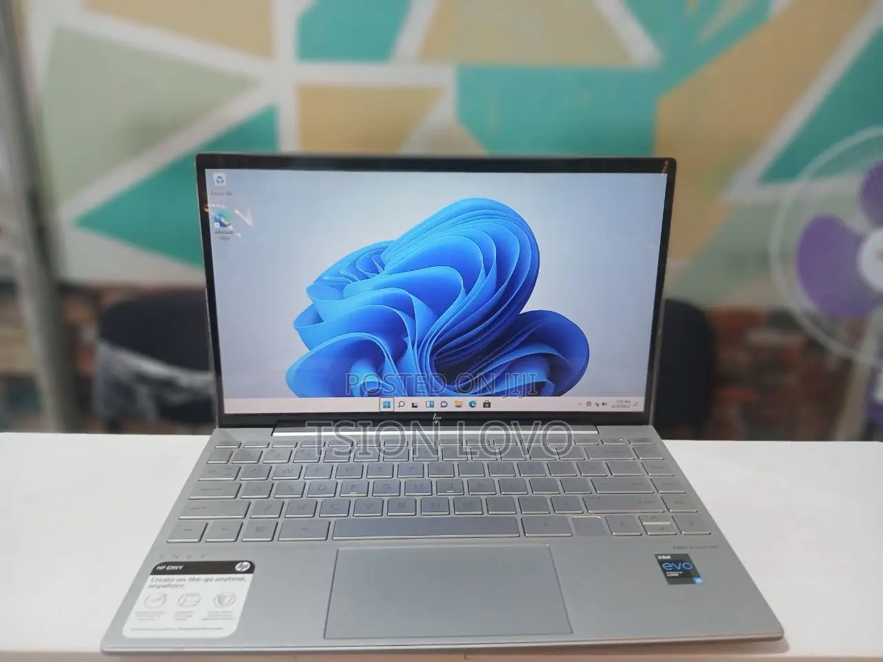 New Laptop HP Envy 13 16GB Intel Core I5 SSD 1T