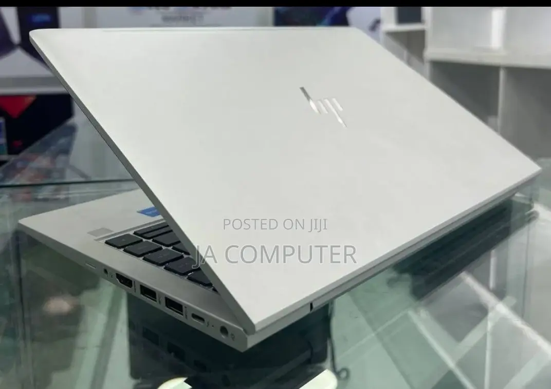 New Laptop HP EliteBook 840 G8 16GB Intel Core I5 SSD 512GB