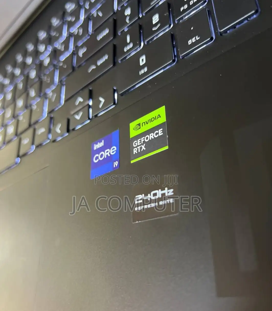 New Laptop HP Omen 15 16GB Intel Core I9 SSD 1T