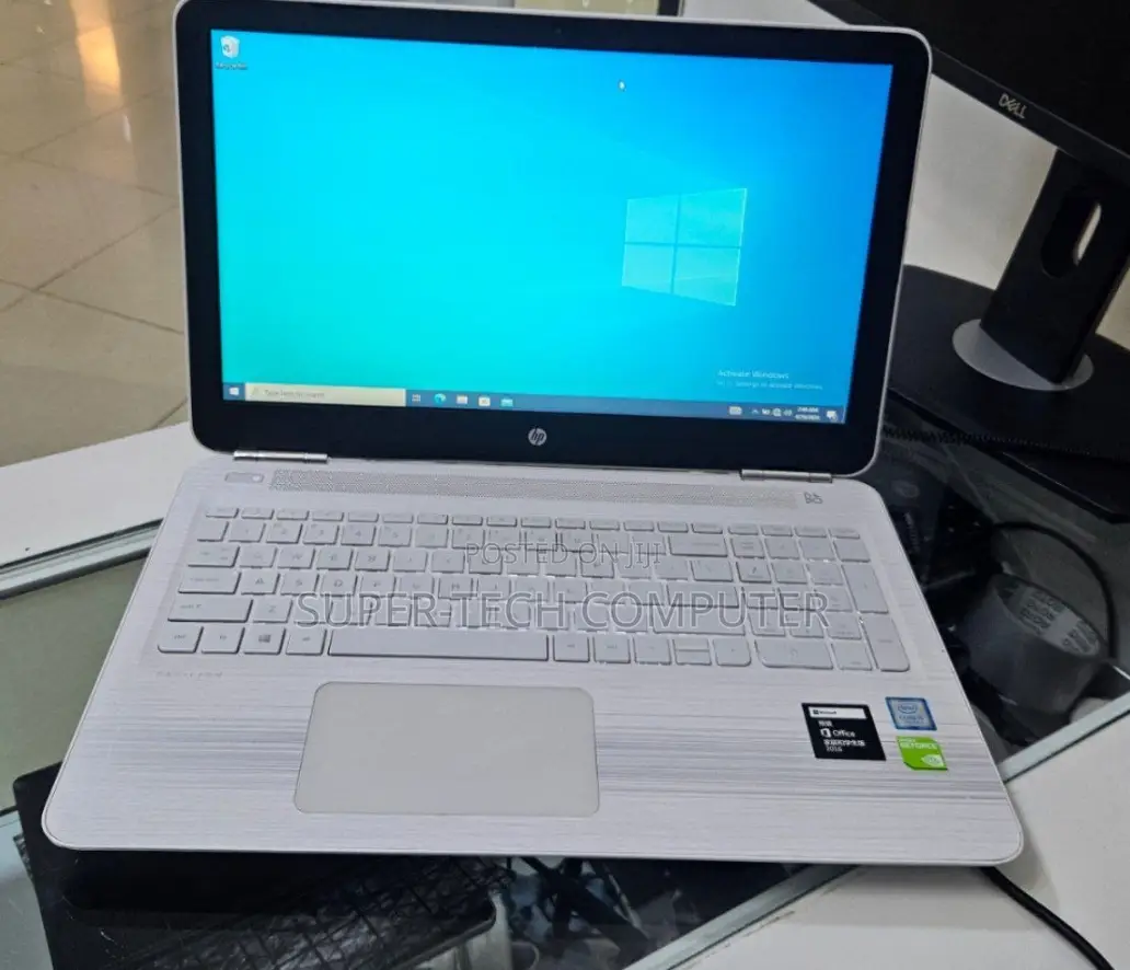 New Laptop HP Pavilion 15 8GB Intel Core I5 HDD 1T