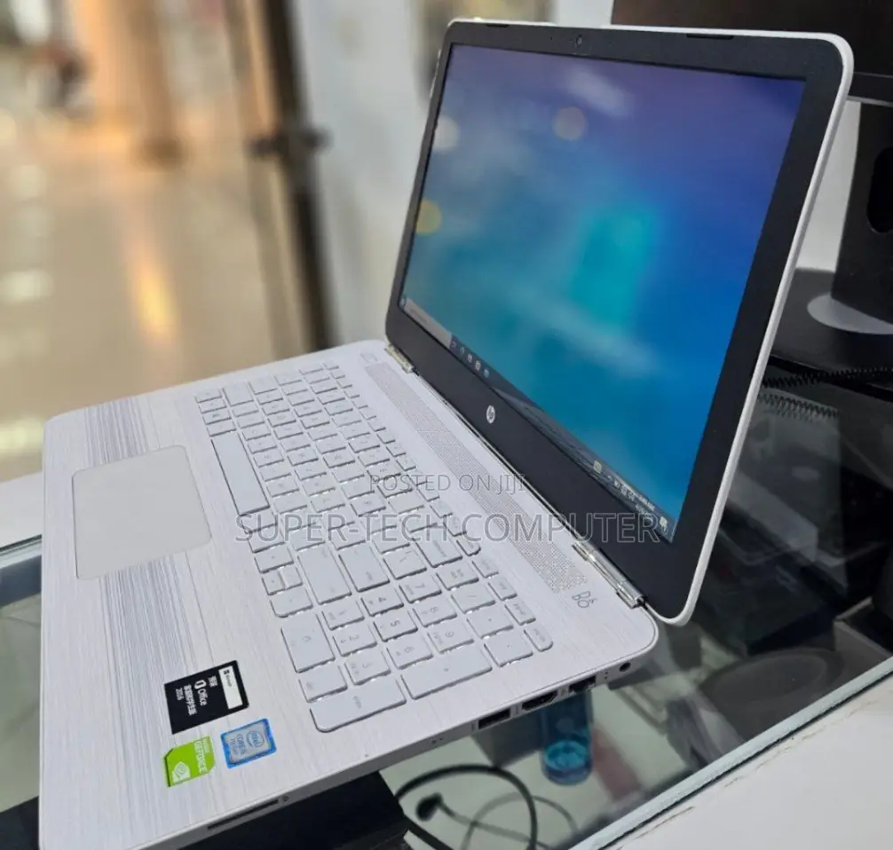 New Laptop HP Pavilion 15 8GB Intel Core I5 HDD 1T