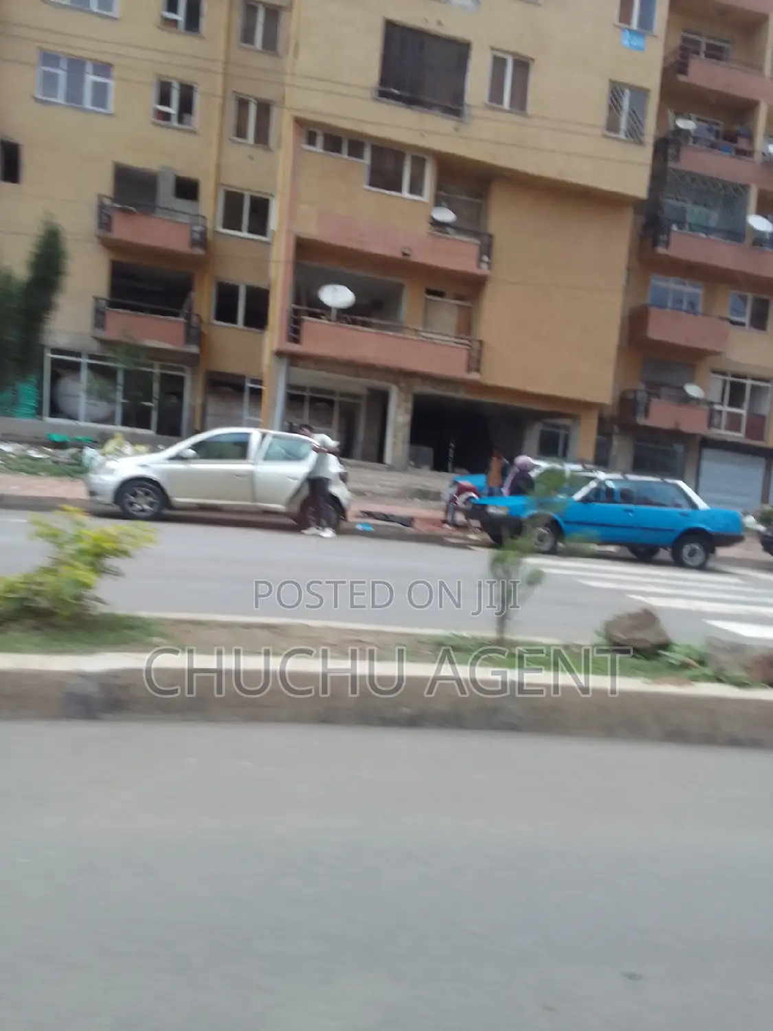 Land Sale for Apartment