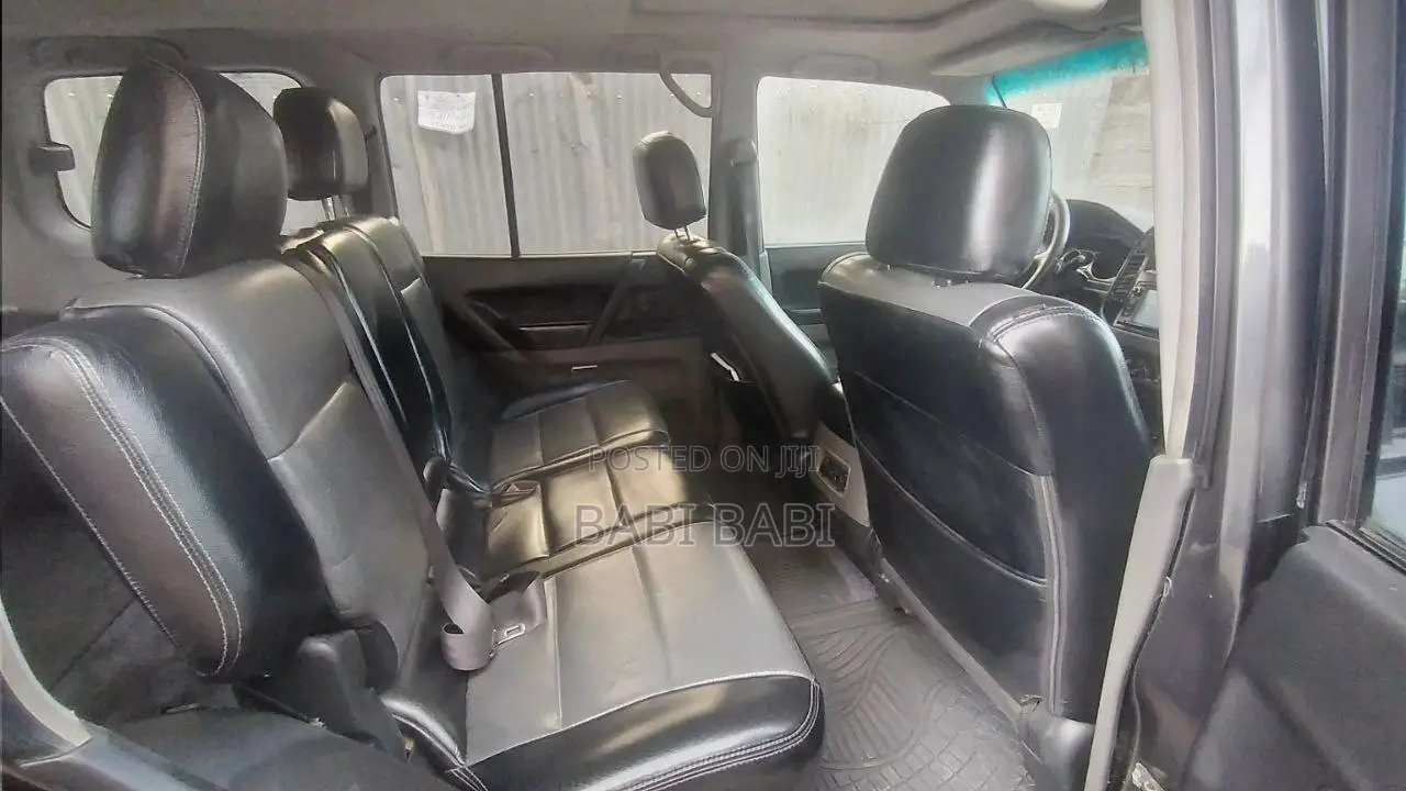 Mitsubishi Pajero 2003 Gray