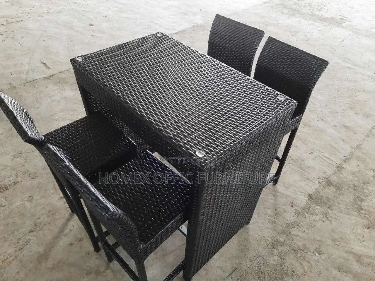Garden Square Tables and Chairs የጋርደን ጠረጴዛ እና ወንበር