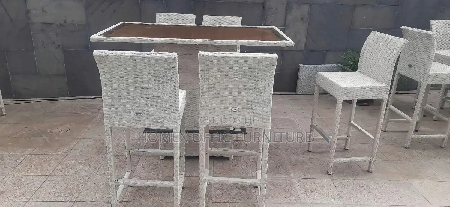 Garden Square Tables and Chairs የጋርደን ጠረጴዛ እና ወንበር