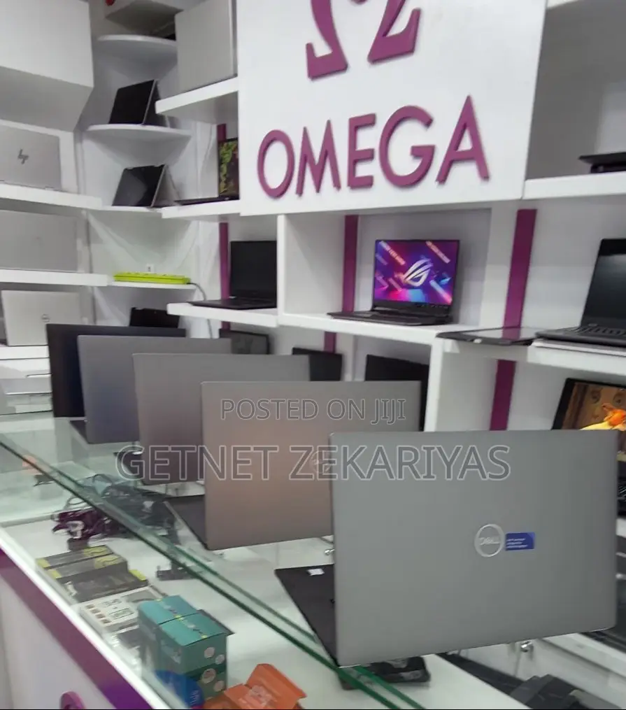 New Laptop Dell Precision 15 3520 16GB Intel Core I7 SSD 512GB