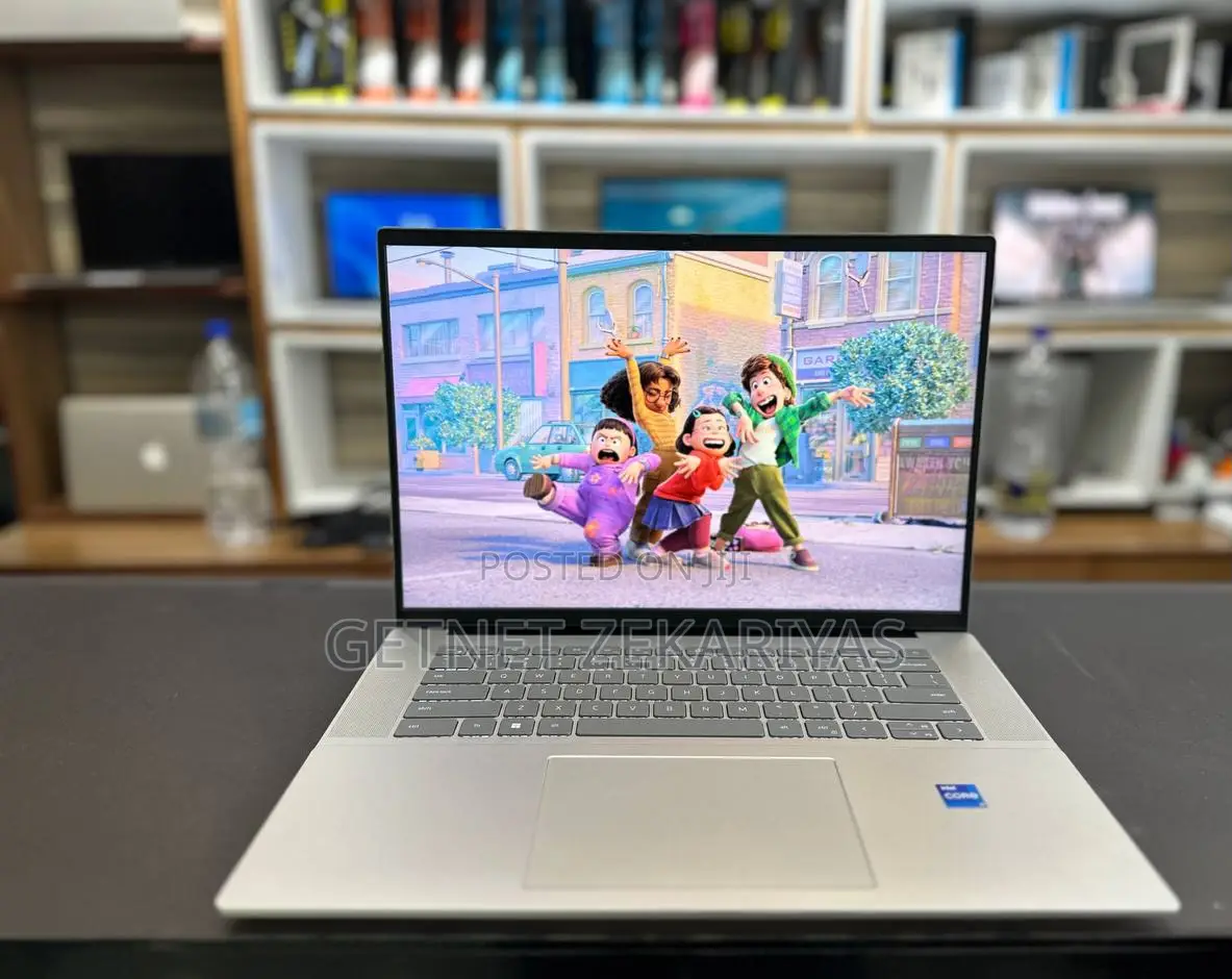 New Laptop Dell Inspiron 15 16GB Intel Core I7 SSD 512GB