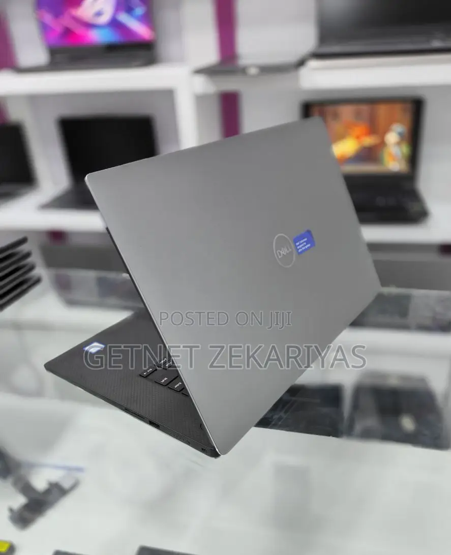 New Laptop Dell Inspiron 15 16GB Intel Core I7 SSD 512GB