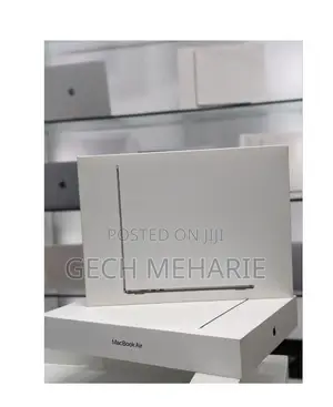 New Laptop Apple MacBook Air 2020 M1 8GB Apple M3 SSD 256GB