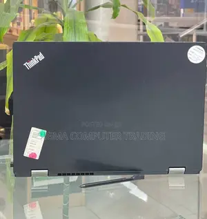Photo - New Laptop Lenovo ThinkPad Yoga 16GB Intel Core I5 SSD 512GB