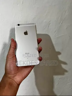 Photo - New Apple iPhone 6s Plus 32 GB Black