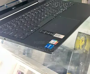 New Laptop Lenovo 8GB Intel Core I5 SSD 256GB