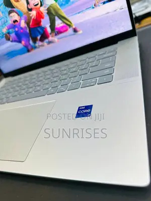 New Laptop Dell Inspiron 15 16GB Intel Core I7 SSD 512GB