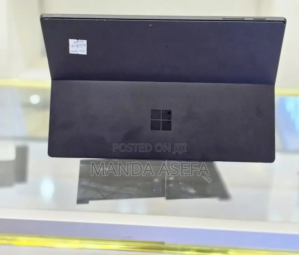 New Laptop Microsoft Surface Pro 7 16GB Intel Core I7 SSD 256GB