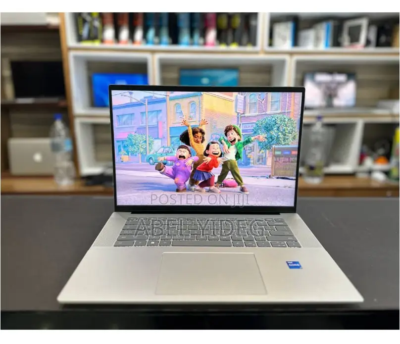 New Laptop Dell Inspiron 16 7630 16GB Intel Core I7 SSD 512GB