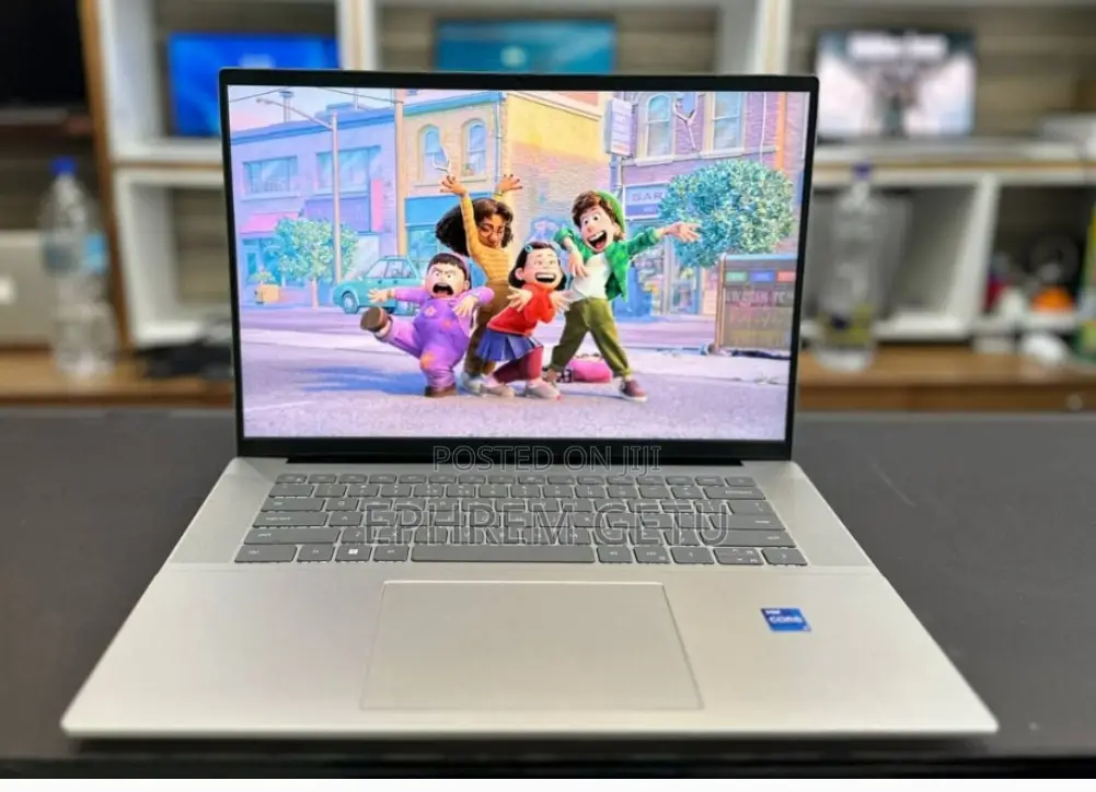 New Laptop Dell Inspiron 15 16GB Intel Core I7 SSD 512GB