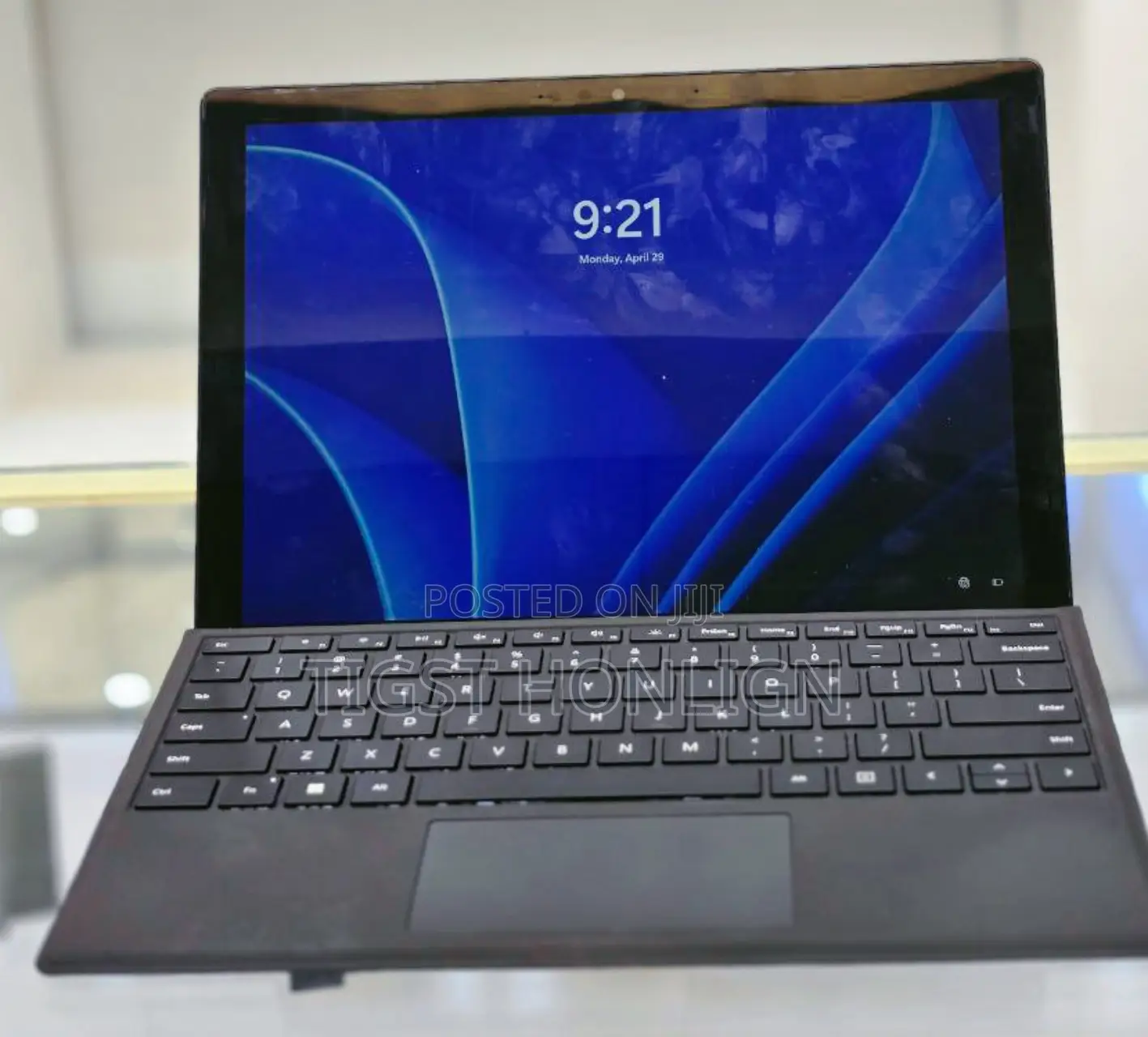 New Laptop Microsoft Surface Pro 7 16GB Intel Core I7 SSD 256GB