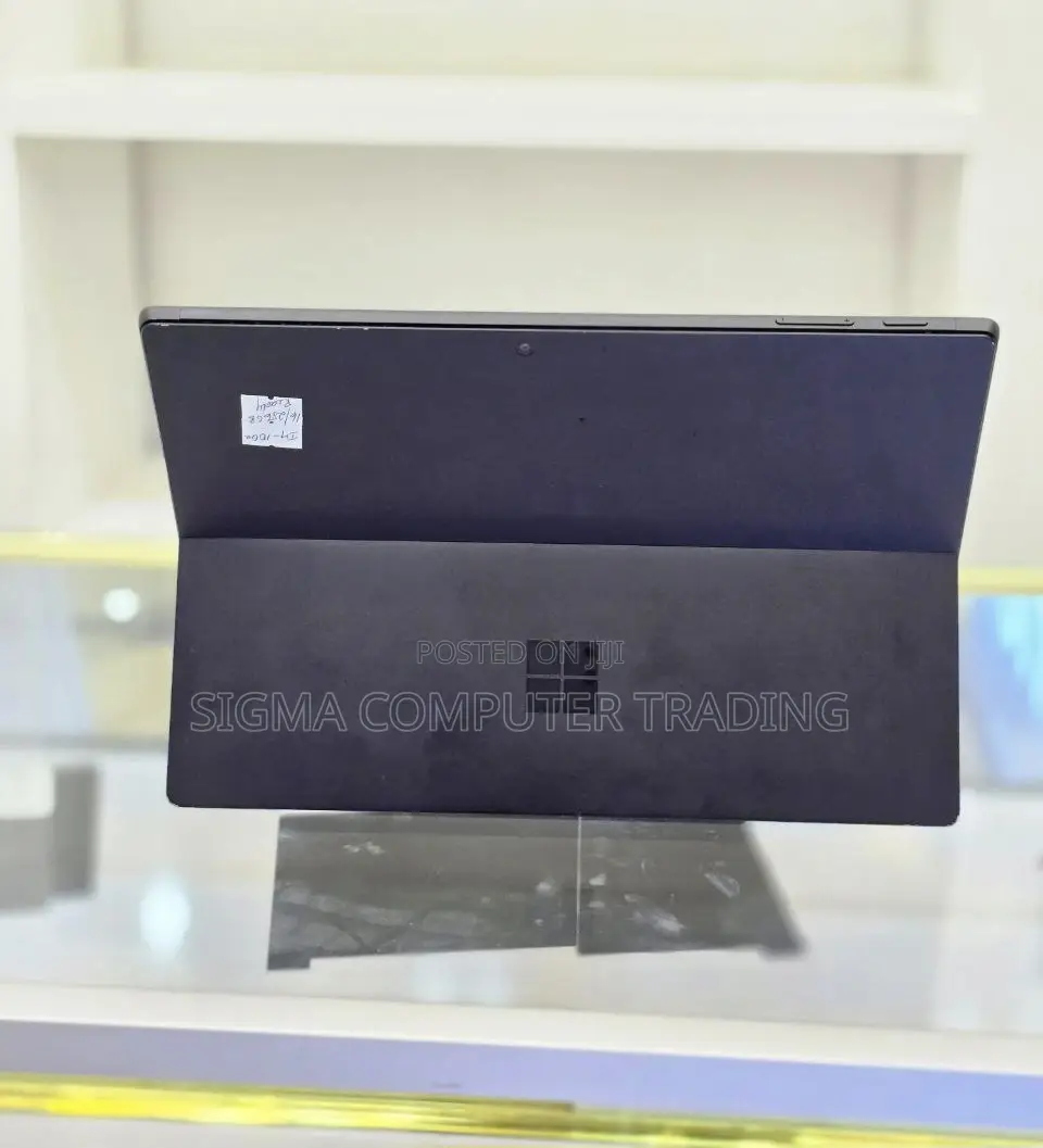 New Laptop Microsoft Surface Pro 7 16GB Intel Core I7 SSD 256GB