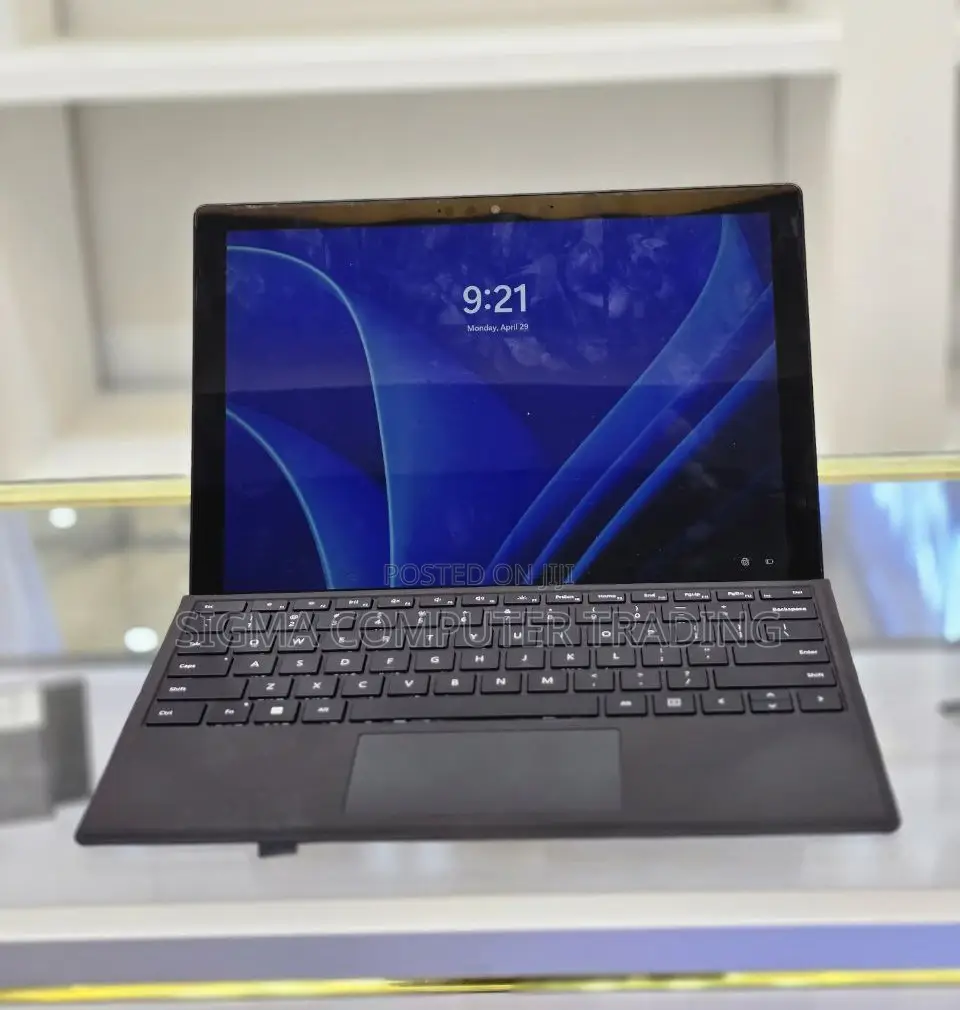 New Laptop Microsoft Surface Pro 7 16GB Intel Core I7 SSD 256GB