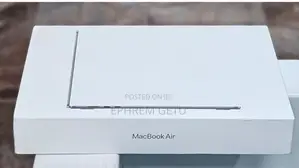 New Laptop Apple MacBook Air 2022 M2 8GB Apple M3 SSD 256GB