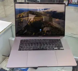 New Laptop Apple MacBook Pro 2019 32GB Intel Core I9 SSD 1T