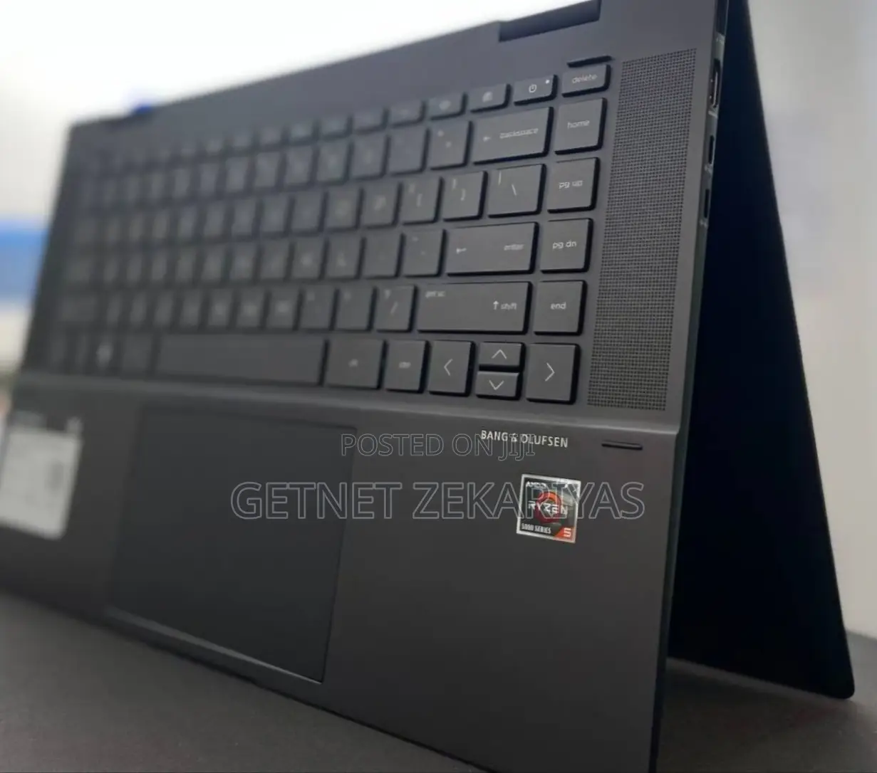 New Laptop HP Envy X360 8GB AMD Ryzen 5 SSD 512GB