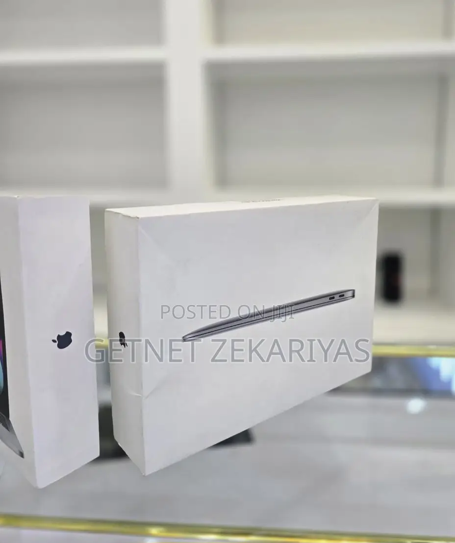 New Laptop Apple MacBook Air 2020 M1 8GB Apple M1 SSD 512GB