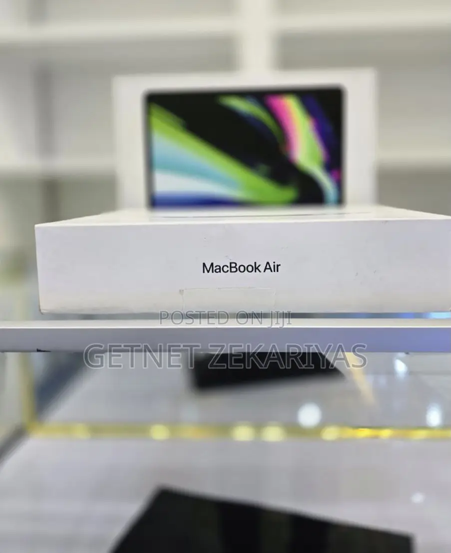 New Laptop Apple MacBook Air 2020 M1 8GB Apple M1 SSD 512GB