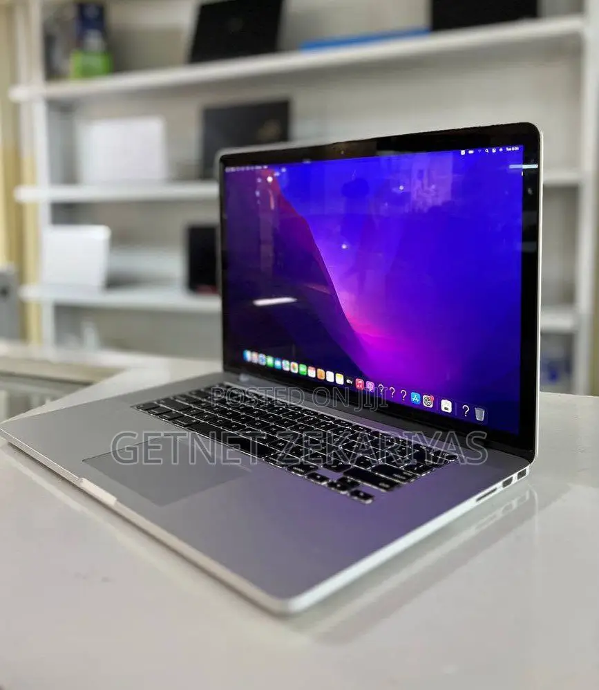 New Laptop Apple MacBook Pro 2015 16GB Intel Core I7 SSD 1T