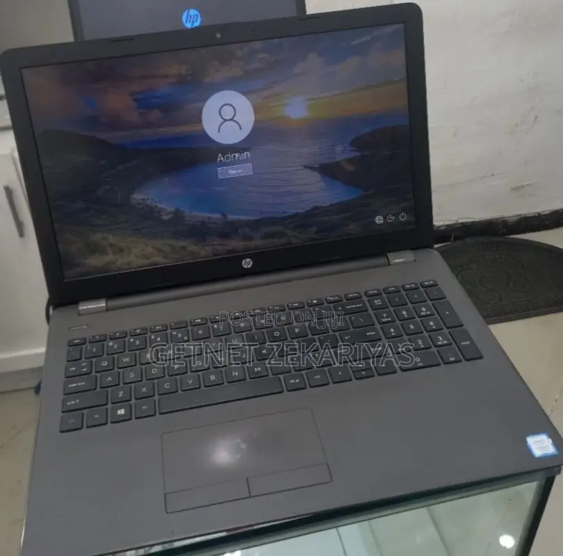 New Laptop HP Stream Notebook 8GB Intel Core I7 HDD 1T
