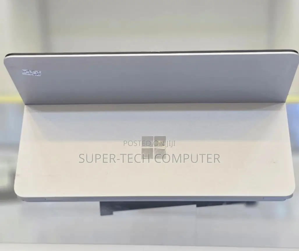 New Laptop Microsoft Surface 32GB Intel Core I7 SSD 1T