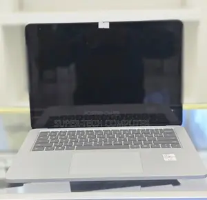 New Laptop Microsoft Surface 32GB Intel Core I7 SSD 1T