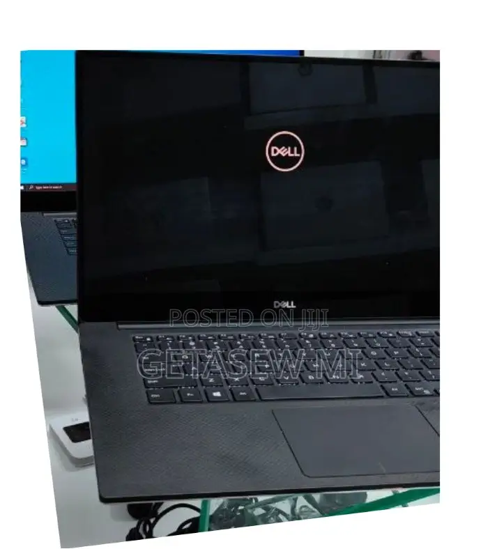 New Laptop Dell Precision 5530 16GB Intel Core I7 SSD 512GB