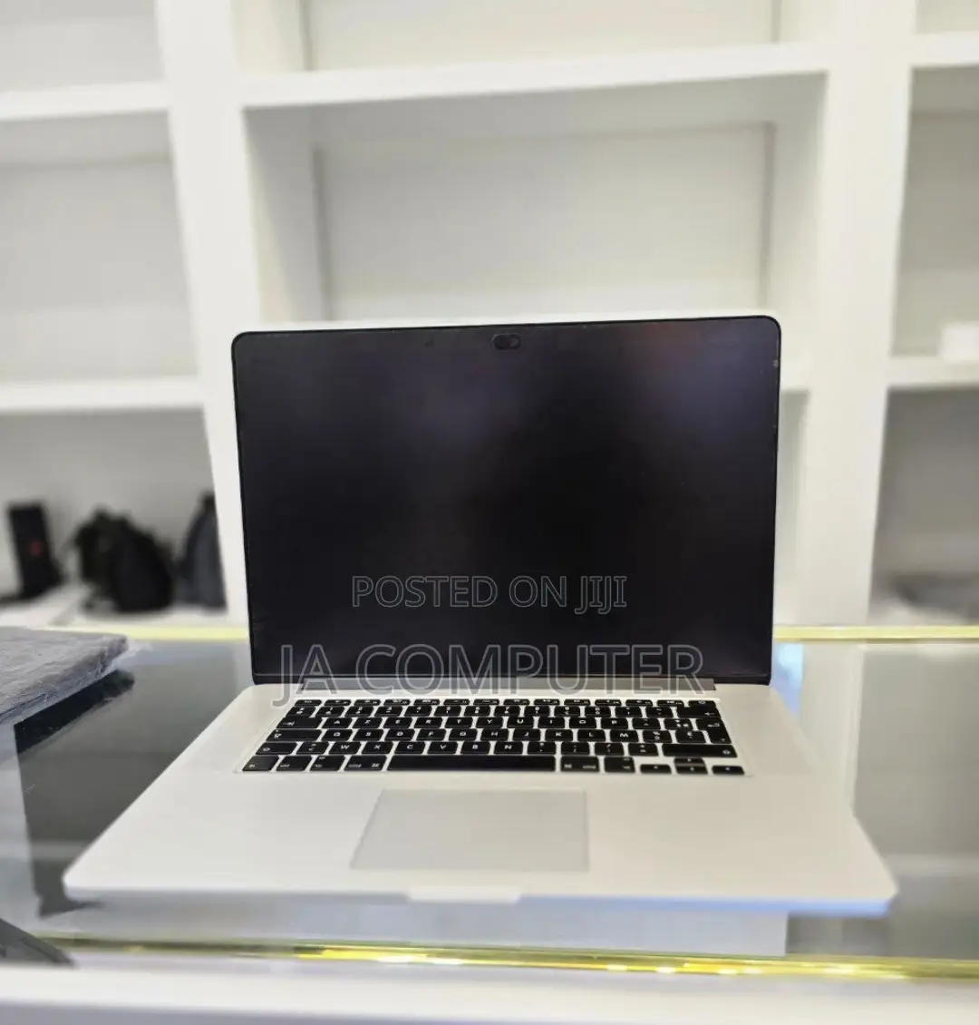 New Laptop Apple MacBook Pro 2015 16GB Intel Core I5 SSD 1T