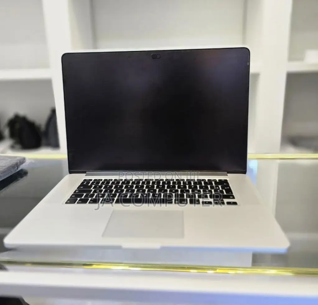 New Laptop Apple MacBook Pro 2015 16GB Intel Core I5 SSD 1T