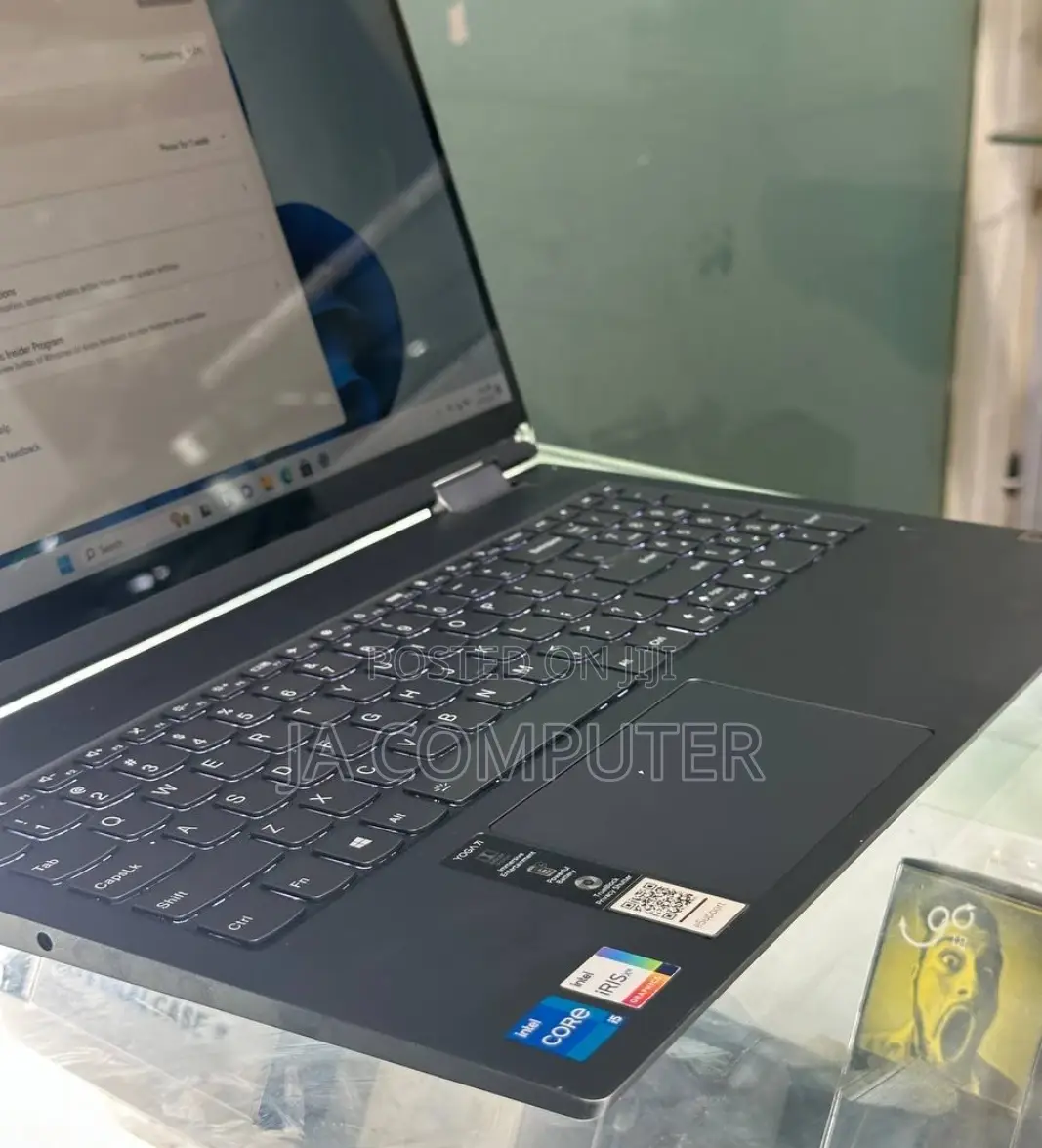 New Laptop Lenovo ThinkPad Yoga 8GB Intel Core I5 SSD 256GB