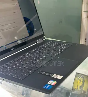 New Laptop Lenovo ThinkPad Yoga 8GB Intel Core I5 SSD 256GB