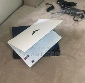 New Laptop HP Victus 15 8GB AMD Ryzen 7 SSD 512GB