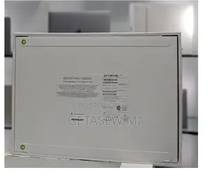 New Laptop Apple MacBook 8GB Apple M3 SSD 256GB